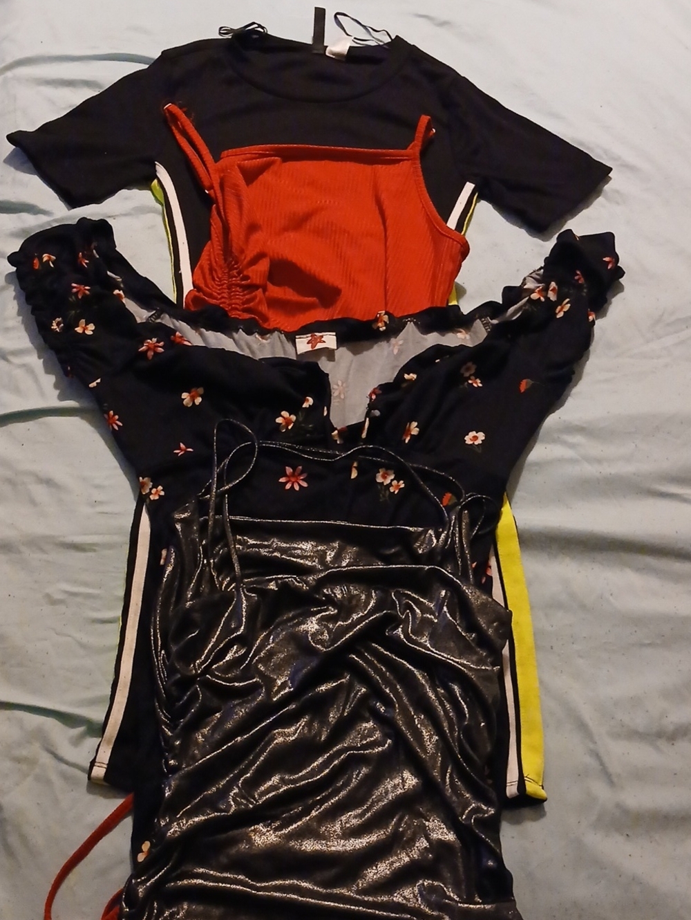 Size 2 Dress Set Of 4